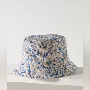 NWOT Coney Island Picnic Wallpaper Floral Bucket Hat